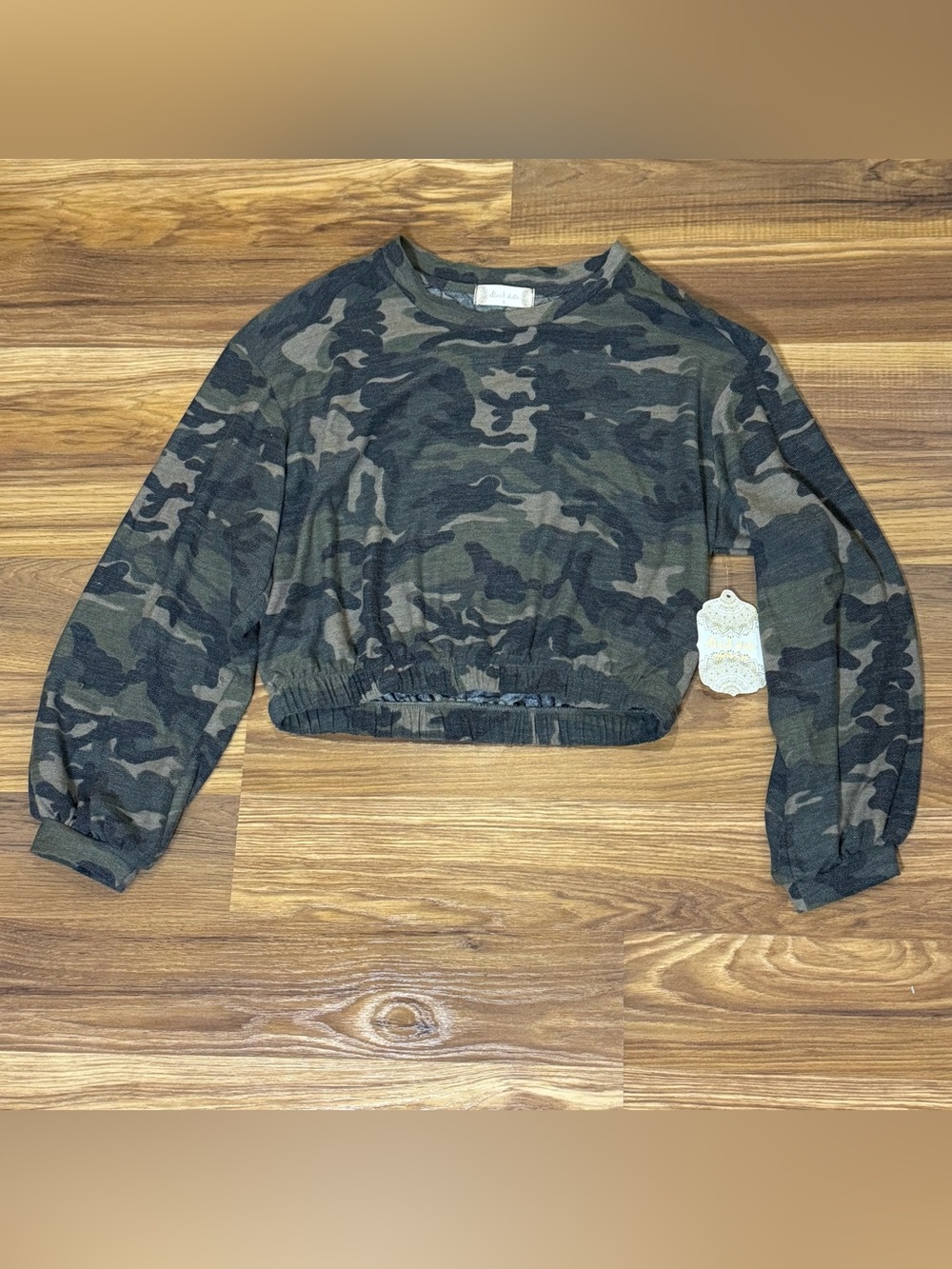 Altar’d State NWT Women’s Cropped Camo Pullover Sweater - Olive/Black Size Small